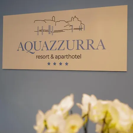 Aquazzurra & 4*