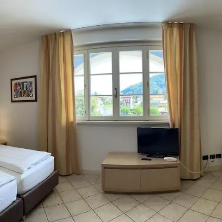 Hotel Aquazzurra & 4*