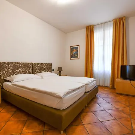 Hotell Aquazzurra & 4*