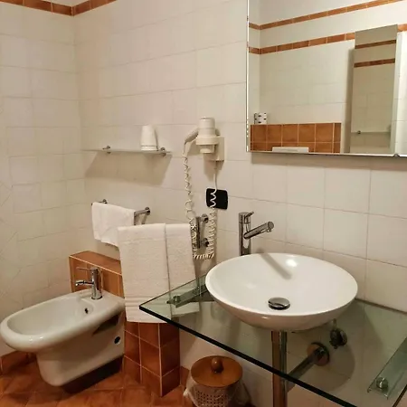 Szálloda Aquazzurra & 4*
